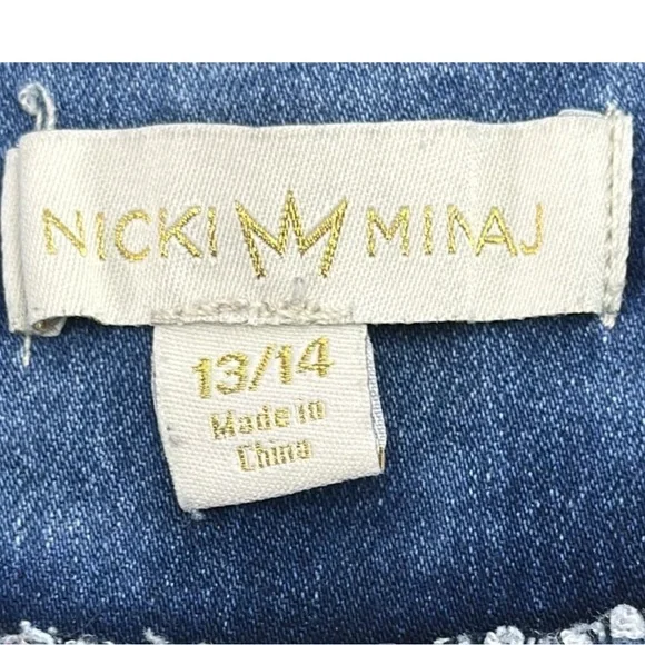 Nicki Minaj High Rise Light Wash Side Zipper Denim Shorts - Picture 4 of 8